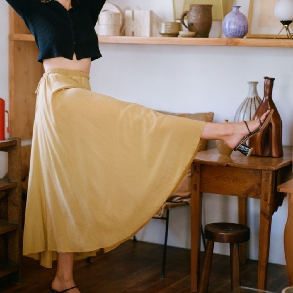 LOQ MANOLA SANDALS - BLACK PATENT CROC - Picture 3 of 15